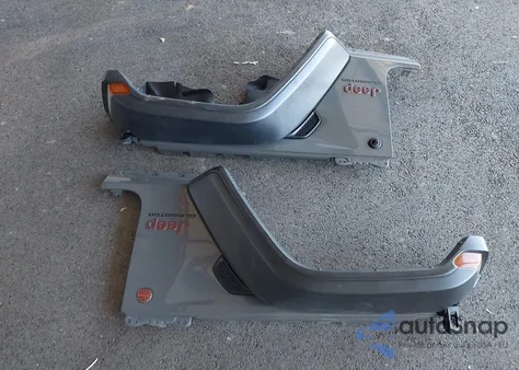 2020 Jeep Gladiator Mojave 4X4 z USA, uszkodzony, nr VIN 1C6JJTEG9LL215346